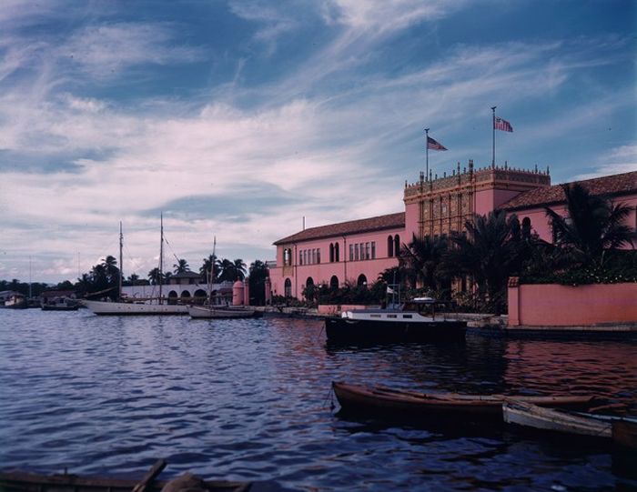 1940s Black And White Photos In Color (49 pics)
