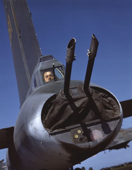 1940s Black And White Photos In Color (49 pics)