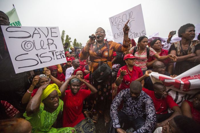 Some Of The Most Amazing News Photos Of 2014 (74 pics)