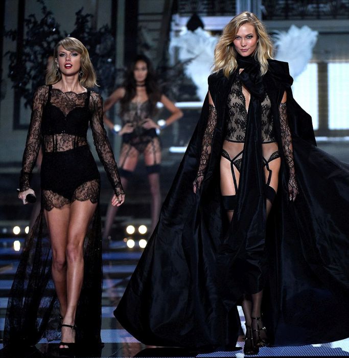 The Best Pictures From The Victoria's Secret Show In London (74 pics)