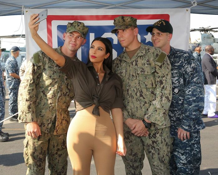 Kim Kardashian Visits Soldiers In Abu Dhabi (28 pics)