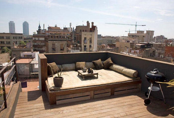 This Apartment In Barcelona Looks Like A LEGO Structure (16 pics)