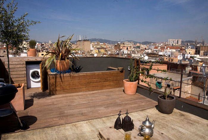 This Apartment In Barcelona Looks Like A LEGO Structure (16 pics)