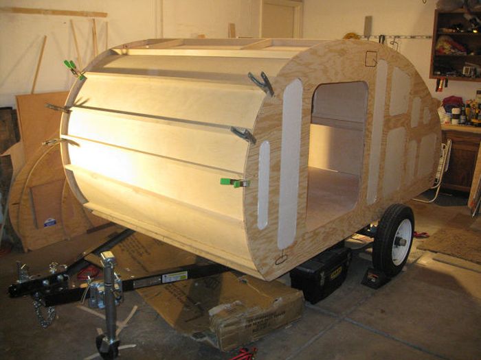 Who Wouldn't Want To Go Camping In This Trailer? (51 pics)
