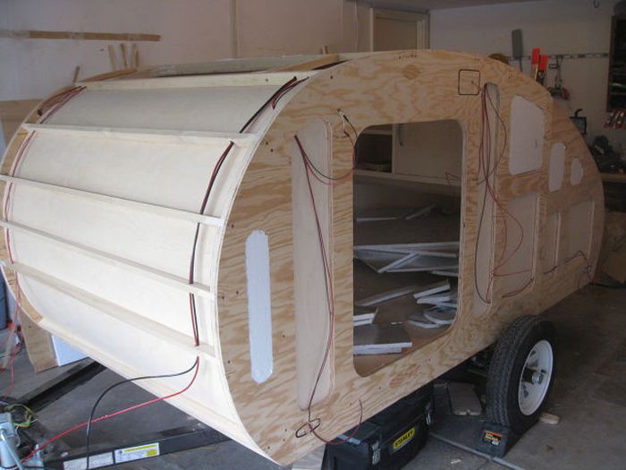 Who Wouldn't Want To Go Camping In This Trailer? (51 pics)