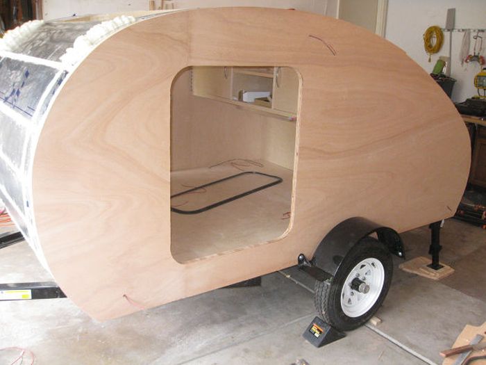 Who Wouldn't Want To Go Camping In This Trailer? (51 pics)