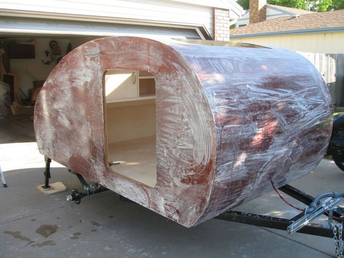 Who Wouldn't Want To Go Camping In This Trailer? (51 pics)