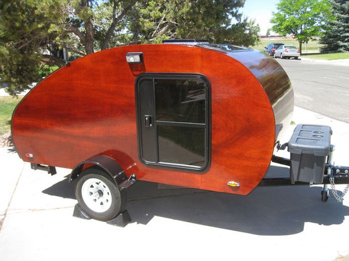 Who Wouldn't Want To Go Camping In This Trailer? (51 pics)