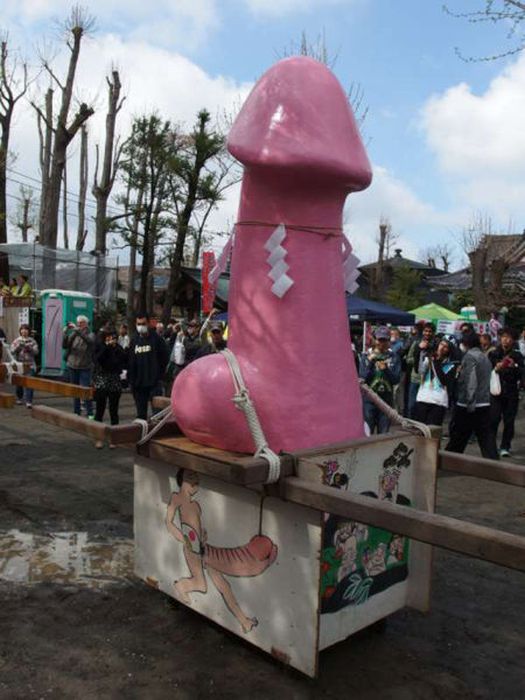 Japan Has An Entire Festival Centered Around The Penis (21 pics)