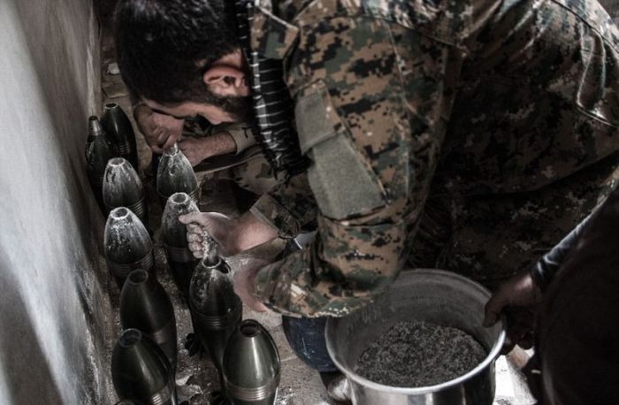 The Most Insane Syrian Weapon (7 pics)