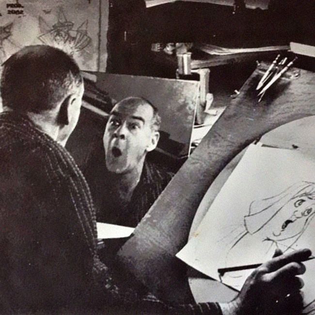 Disney Animators Using Their Reflections To Draw Their Characters (12 pics)