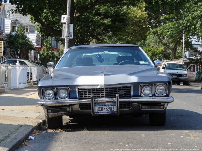 The Vintage Cars On The Streets Of New York City (49 pics)