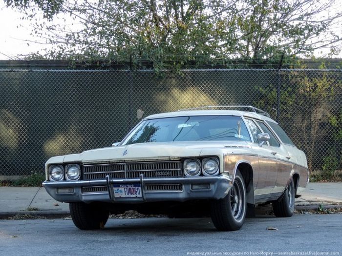 The Vintage Cars On The Streets Of New York City (49 pics)