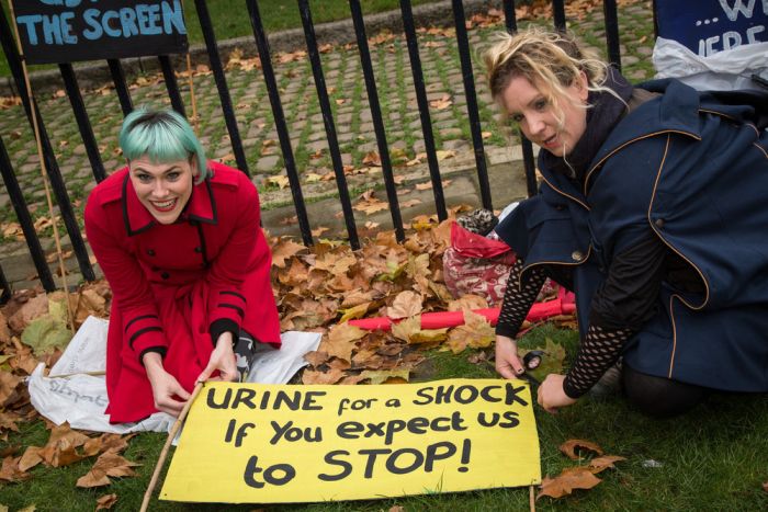 Porn Protesters Sit On Each Others Faces In London 2