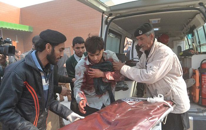 Taliban Fighters Attack Innocent School Children In Pakistan (31 pics)