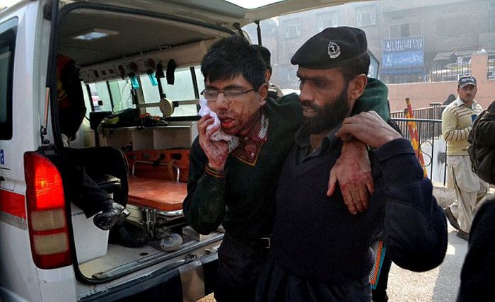 Taliban Fighters Attack Innocent School Children In Pakistan (31 pics)