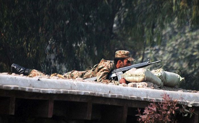 Taliban Fighters Attack Innocent School Children In Pakistan (31 pics)