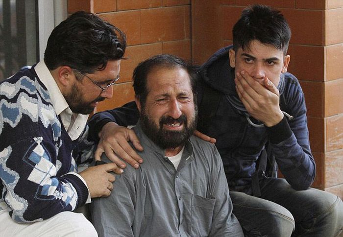 Taliban Fighters Attack Innocent School Children In Pakistan (31 pics)