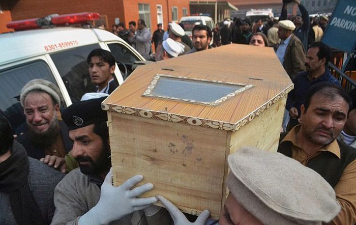 Taliban Fighters Attack Innocent School Children In Pakistan (31 pics)