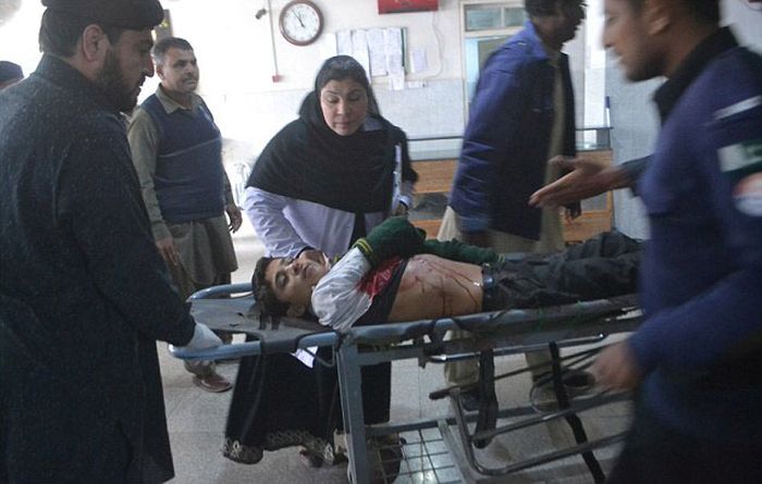 Taliban Fighters Attack Innocent School Children In Pakistan (31 pics)