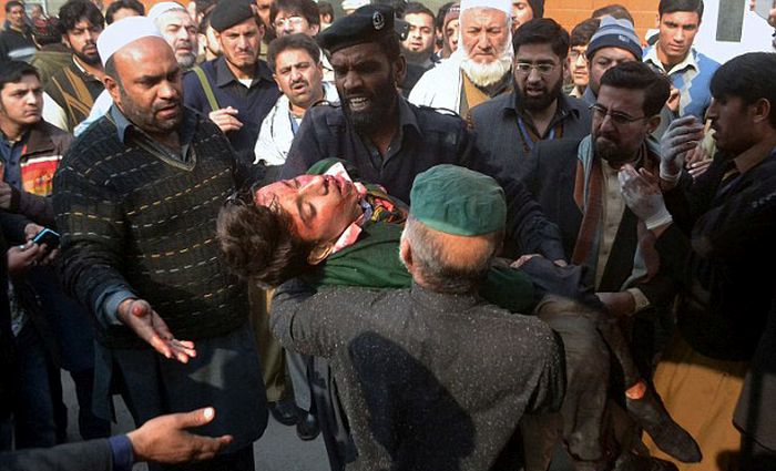 Taliban Fighters Attack Innocent School Children In Pakistan (31 pics)