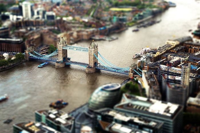 Tilt-Shift Photos Of The Cities (63 pics)