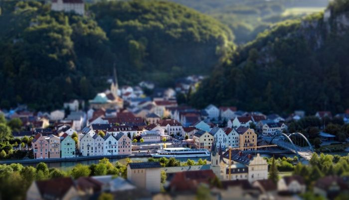 Tilt-Shift Photos Of The Cities (63 pics)