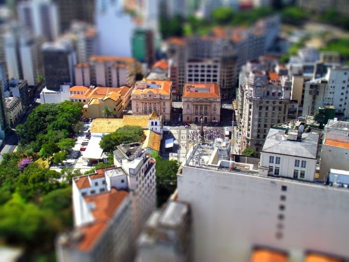 Tilt-Shift Photos Of The Cities (63 pics)