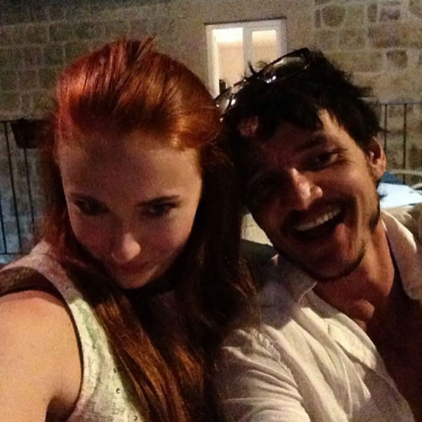 The Cast From Game Of Thrones Doing Normal Everyday Things (49 pics)