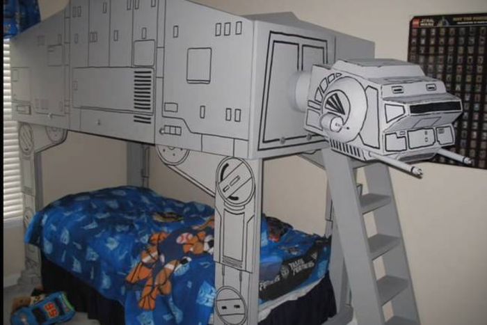 These Parents Created The Most Epic Star Wars Bed Of All Time (10 pics)
