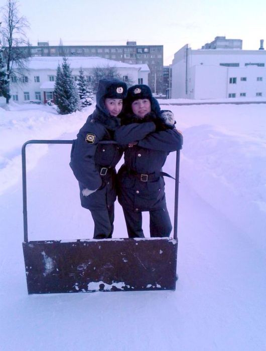 Female Russian Police That Look Great In Uniform (40 pics)