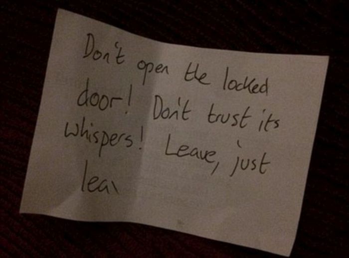 The Creepiest Note Of All Time (4 pics)