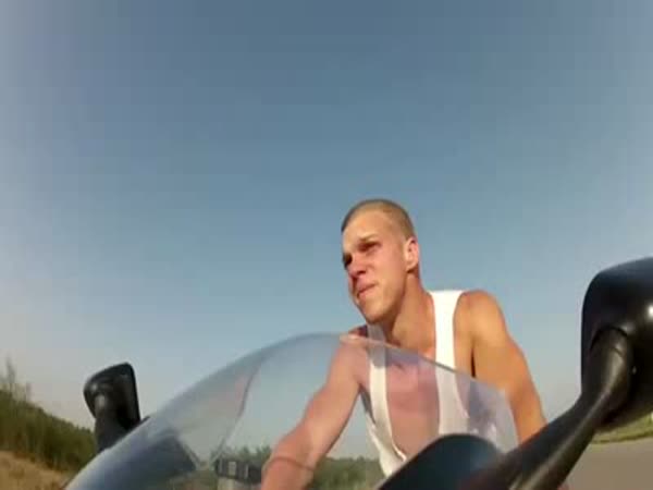 Riding 150 MPH With No Helmet