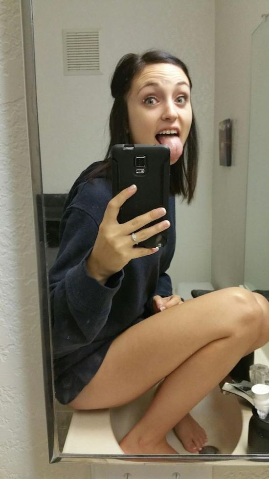 Goofy Girls Know How To Have More Fun (41 pics)