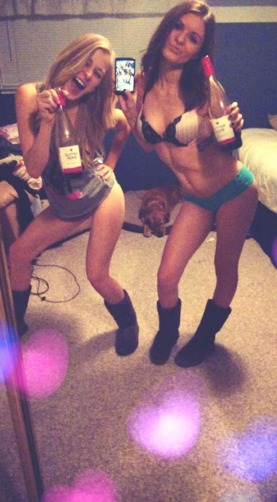 Goofy Girls Know How To Have More Fun (41 pics)