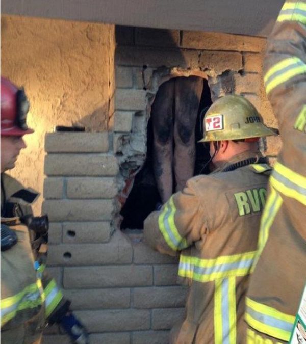 Mother Of Three Tries To Break Into Home Through Chimney (3 pics)
