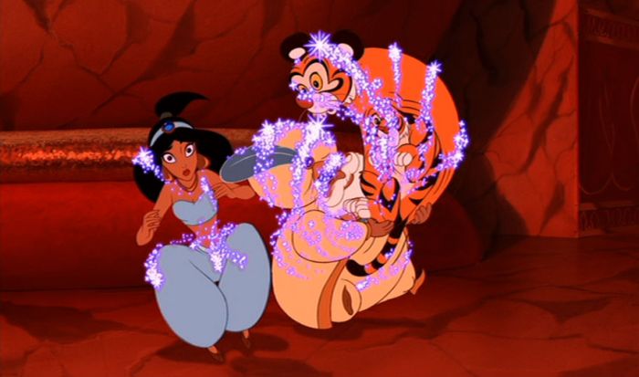 Disney Hid Mickey Mouse In Their Movies, Can You Find Him? (14 pics)