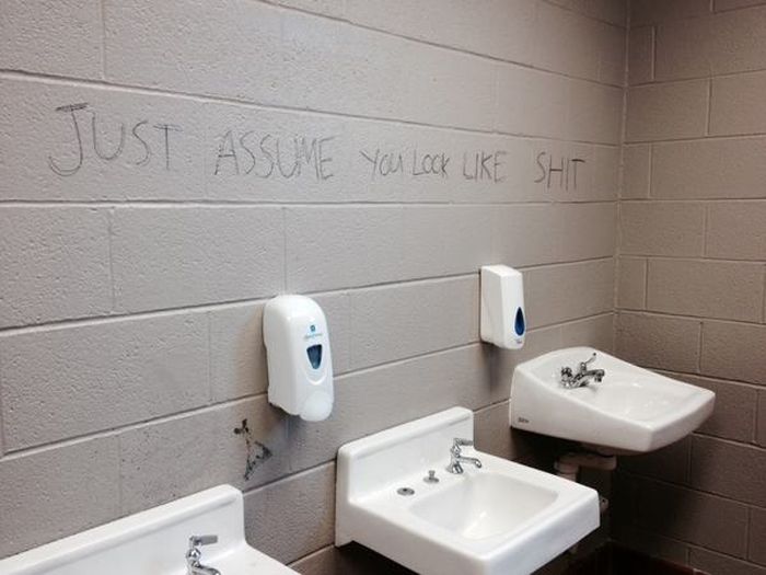 Sometimes The Bathroom Has Hilarious Signs (24 pics)