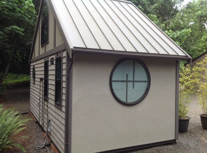 The Nicest Tiny House You Can Buy For $70,000 (9 pics)