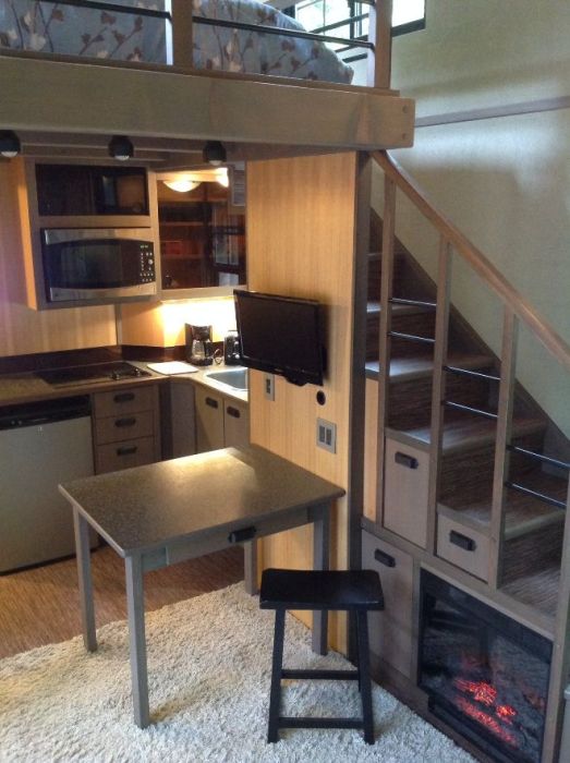 The Nicest Tiny House You Can Buy For $70,000 (9 pics)