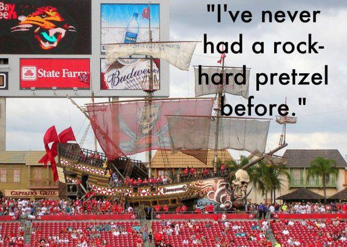 The Best One Star Yelp Reviews Of Every Team’s NFL Stadium (31 pics)