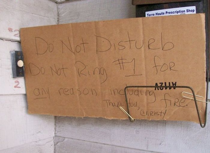 Funny Doorbell Notes From Angry Moms (17 pics)