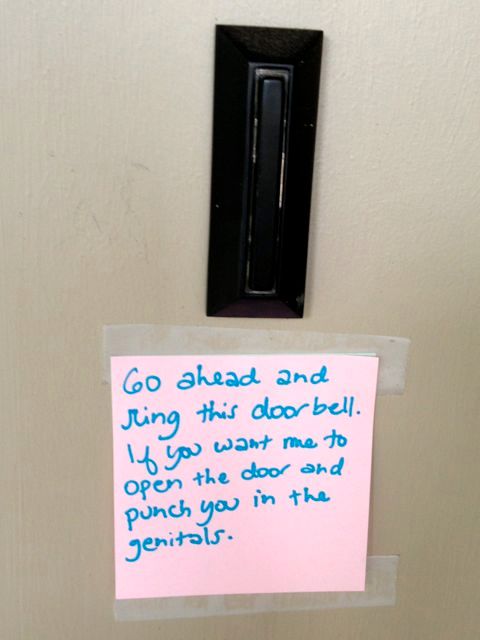 Funny Doorbell Notes From Angry Moms (17 pics)