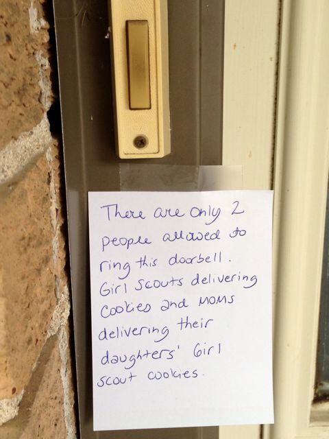 Funny Doorbell Notes From Angry Moms (17 pics)