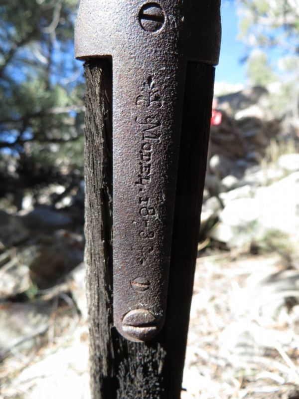 Mysterious Old Winchester Rifle Found In Nevada Park (4 pics)