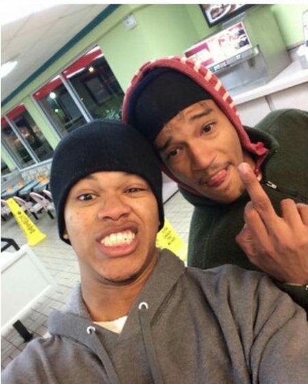 These Thieves Stole An iPad Then Took A Bunch Of Selfies (4 pics)