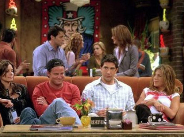 There Is A Very Important Detail In “Friends” You Never Noticed (11 pics)
