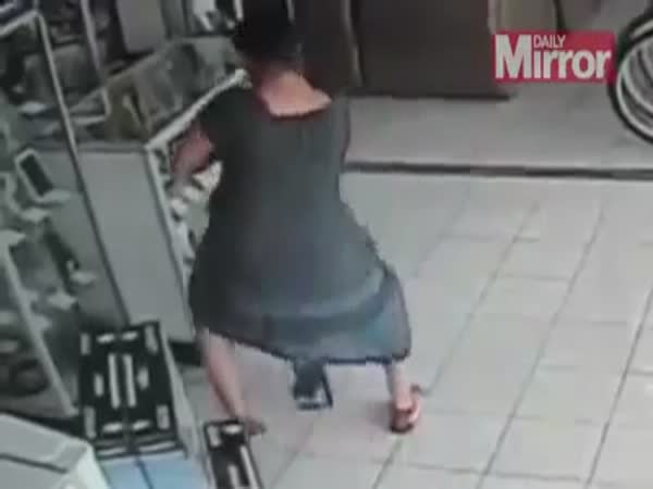 Woman Steals Plasma Tv By Stuffing It Up Her Skirt