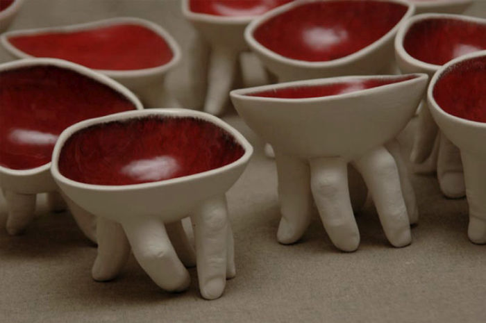 This Sculptor Adds Fingers And Mouths To Ceramics (18 pics)