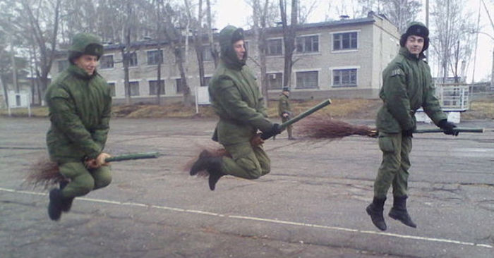 Funny Army Photos (44 pics)